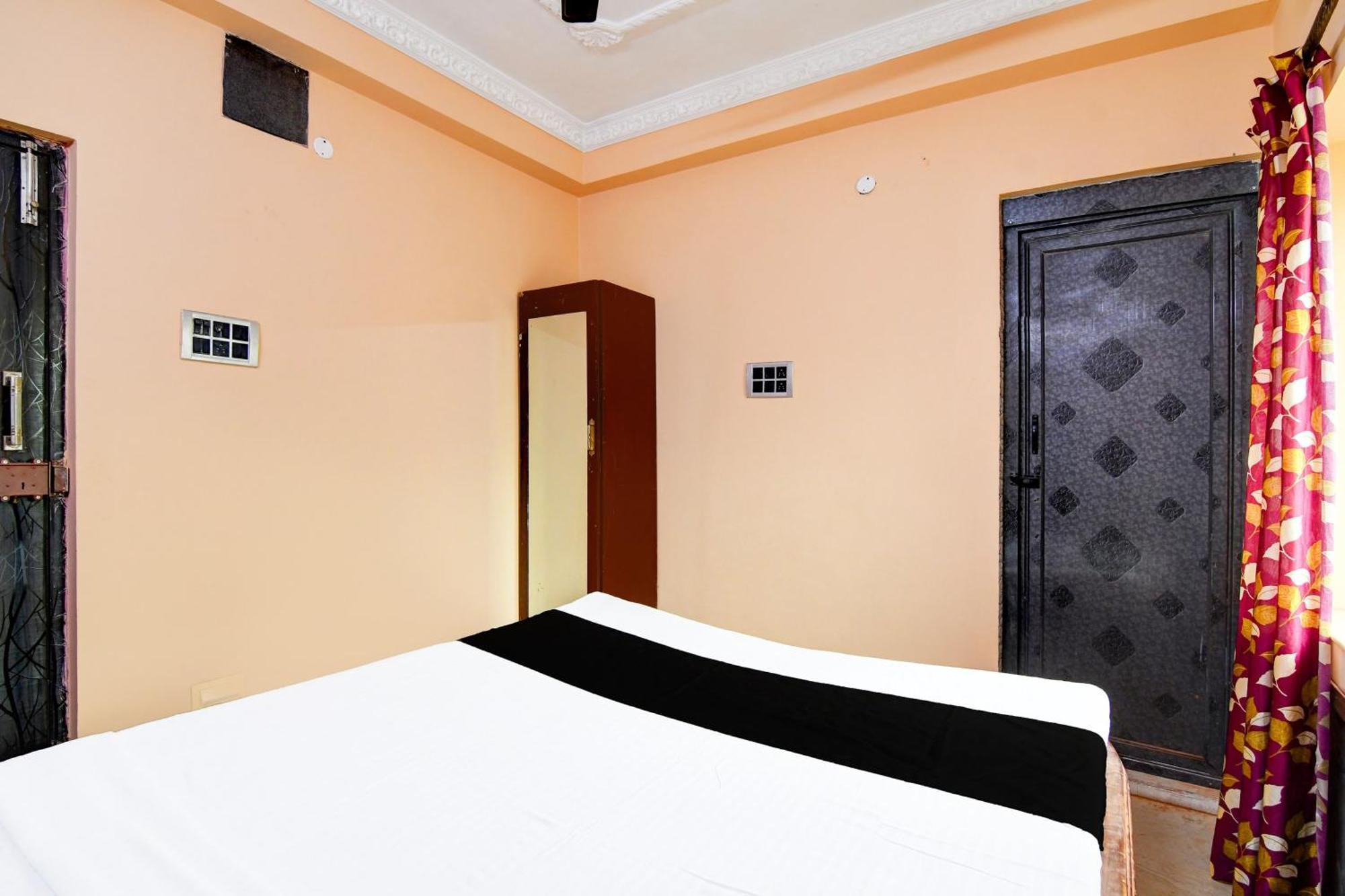 Hotel O Royal Green Guest House Kolkata Bagian luar foto